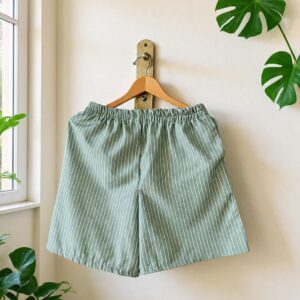 CELANA PENDEK SALUR SAGE GREEN